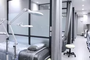 רופא עור פרטי